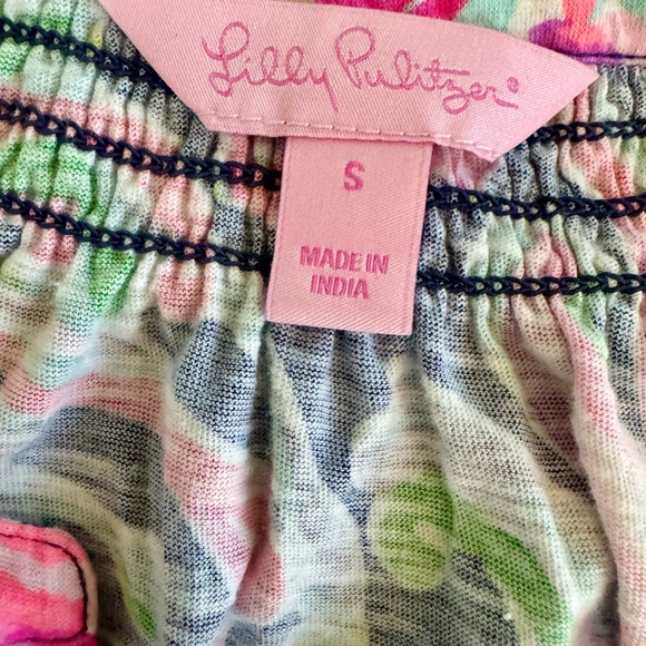 Lilly Pulitzer Banana Flambé Essie Top | Small - Picture 10 of 12